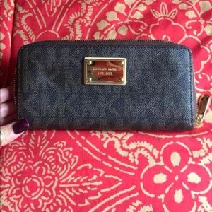Michael Kors wallet